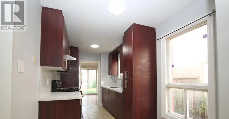 11 Saddlecreek Court, Brampton, ON, L6Y 4V6 - 5