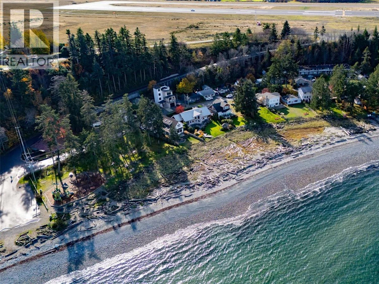 521 Windslow Road, Comox, BC, V9M 3T8 - 3