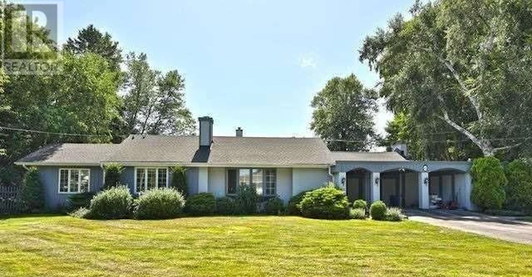 48 Birkbank Drive, Oakville, ON, L6J 4Y9