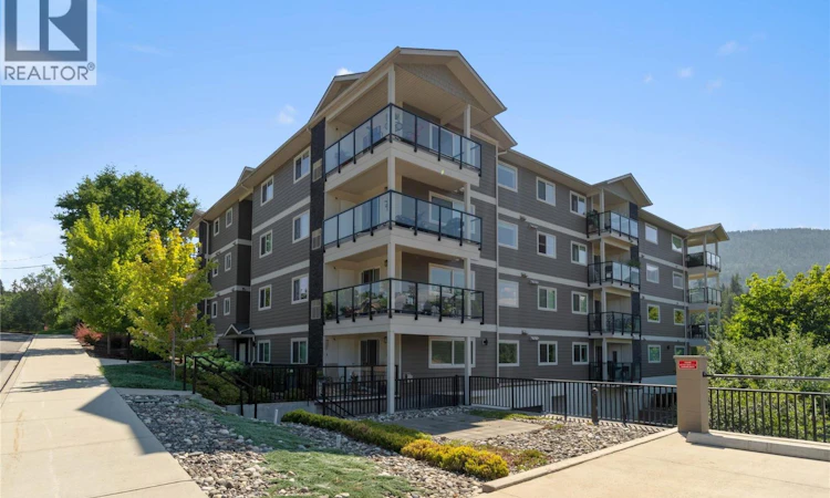 202-330 SE 4 Avenue