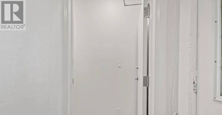 2 (GROUND-35 Humberside Avenue, Toronto, ON, M6P 1J6 - 6