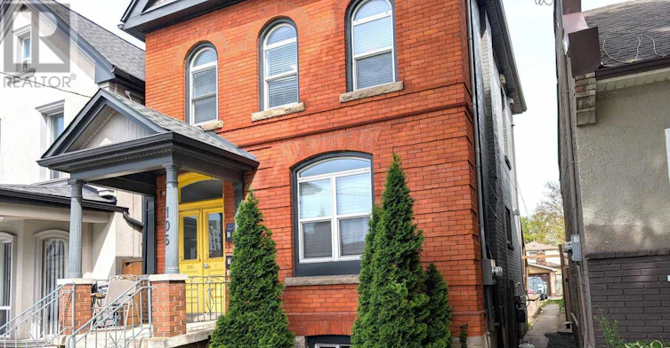 UPPER LEVEL-106 West Avenue N, Hamilton, ON, L8L 5C3 - 2