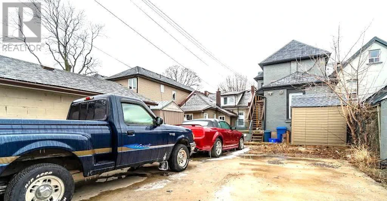 UPPER LEVEL-106 West Avenue N, Hamilton, ON, L8L 5C3 - 25
