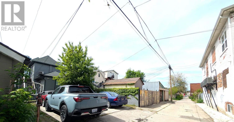 UPPER LEVEL-106 West Avenue N, Hamilton, ON, L8L 5C3 - 21
