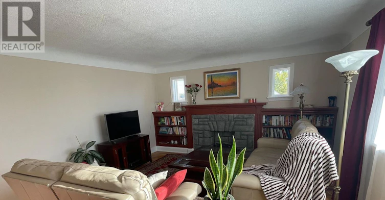 3-131 Dagmar Avenue, Ottawa, ON, K1L 5T3 - 6