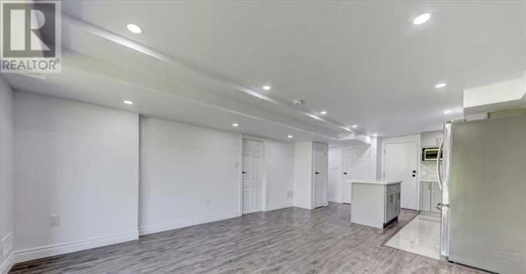 BSMT-103 Bremner Street, Whitby, ON, L1R 0P9 - 8