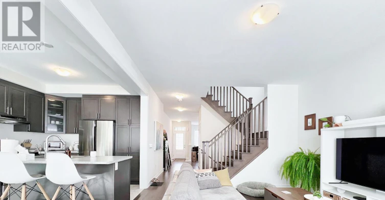 1 Frederick Pearson Street, East Gwillimbury, ON, L0G 1R0 - 18