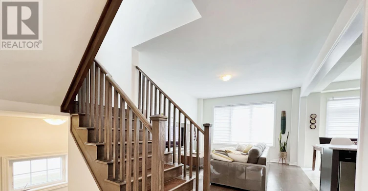 1 Frederick Pearson Street, East Gwillimbury, ON, L0G 1R0 - 13