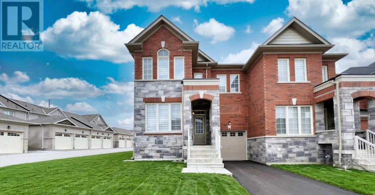 1 Frederick Pearson Street, East Gwillimbury, ON, L0G 1R0
