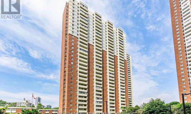 612-1 Massey Square