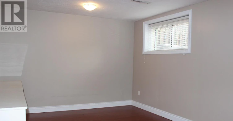 LOWER-100 Fenelon Drive, Toronto, ON, M3A 3K6 - 7