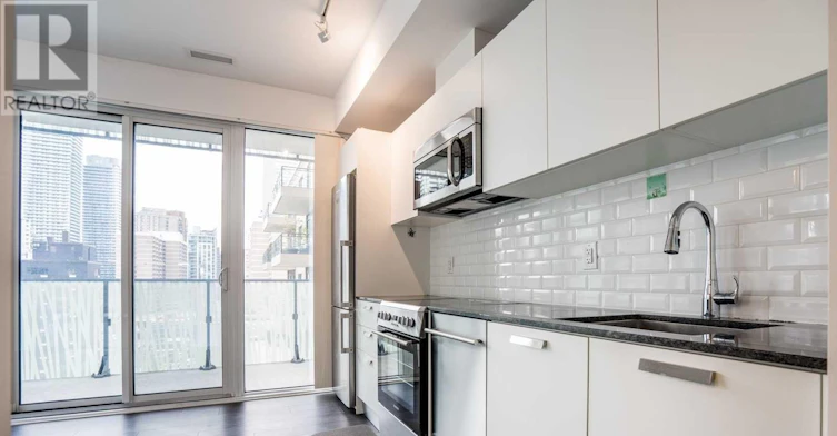 1304-42 Charles Street E, Toronto, ON, M4Y 1T4 - 3