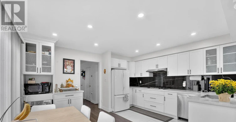 271 Pressed Brick Drive, Brampton, ON, L6V 4L2 - 9