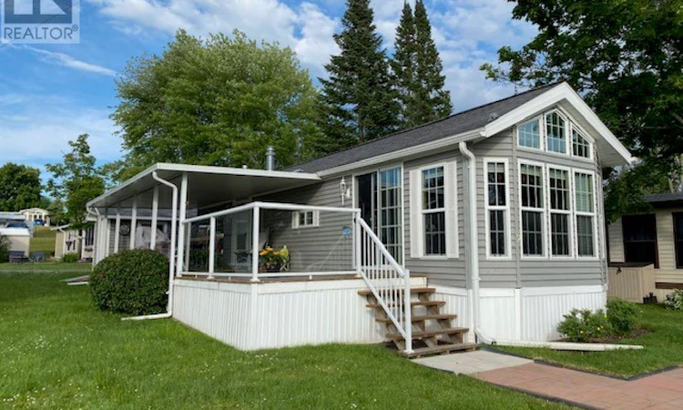 7 Mcgregor Drive S