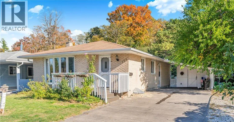 Lower-146 Appalachian Crescent, Kitchener, ON, N2E 1A4