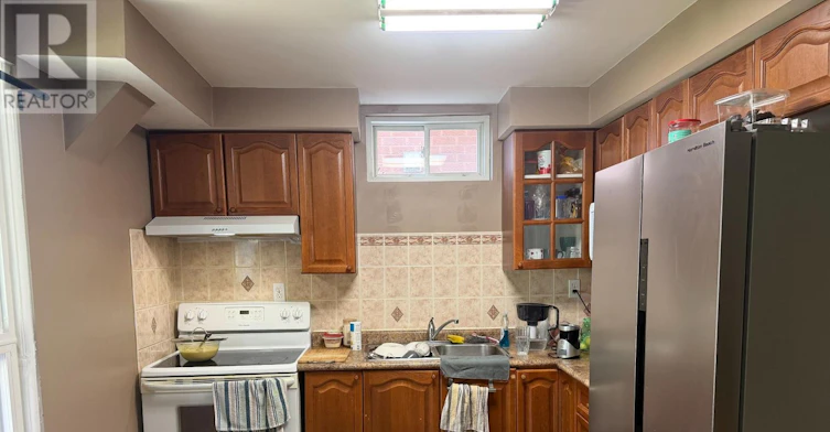 7266 Sandhurst (Bsmnt Drive N, Mississauga, ON, L5N 7G8 - 8