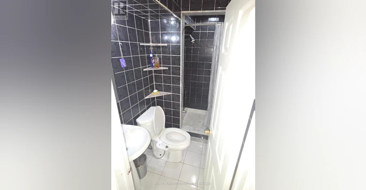 2-14 Tina Court, Brampton, ON, L6Y 4M6 - 15