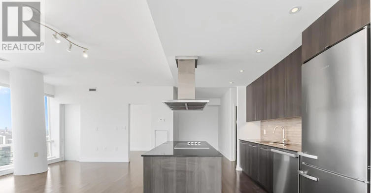 3705-8 The Esplande, Toronto, ON, M5E 0A6 - 8