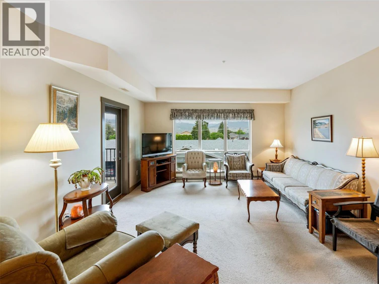 204-873 Forestbrook Drive, Penticton, BC, V2A 2E9 - 2