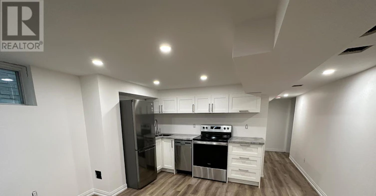 LOWER-25 Coulson Avenue, Toronto, ON, M4V 1Y3 - 7