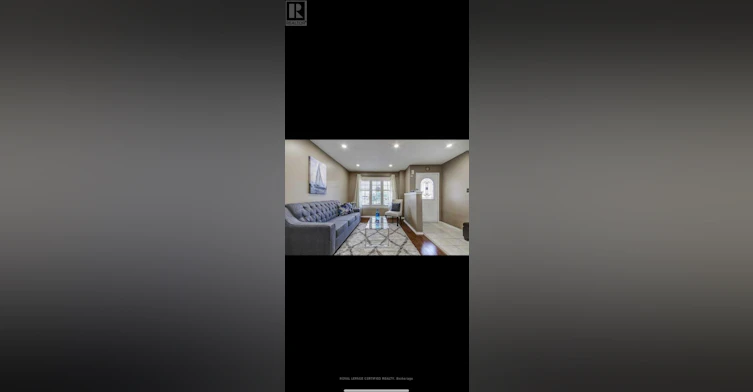 5 Beachpoint Boulevard, Brampton, ON, L7A 2H3 - 3