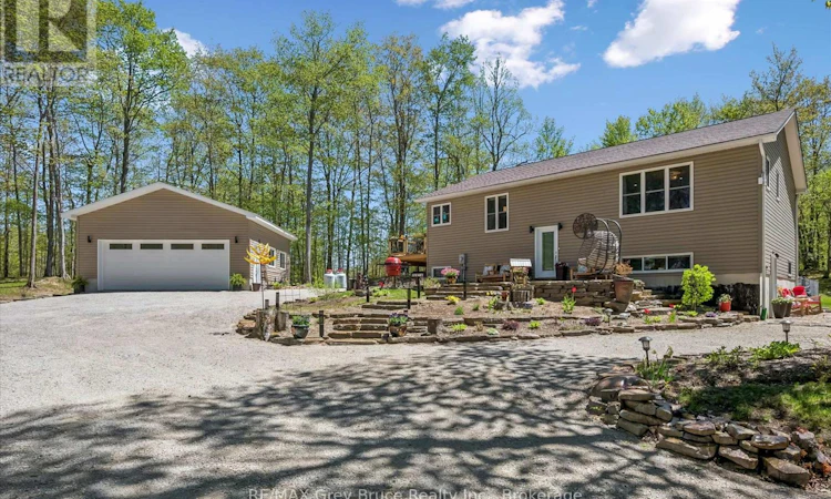 50 Creek Side Crescent