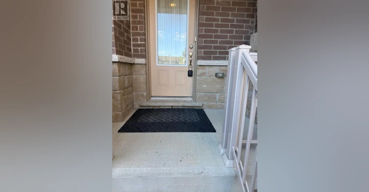 42 Ambereen Place E, Clarington, ON, L1C 7H5 - 3