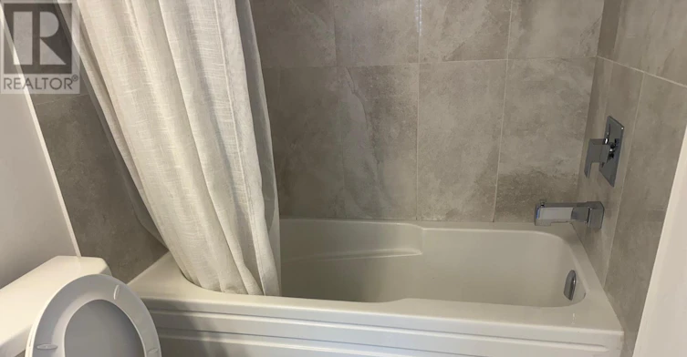 42 Ambereen Place E, Clarington, ON, L1C 7H5 - 46