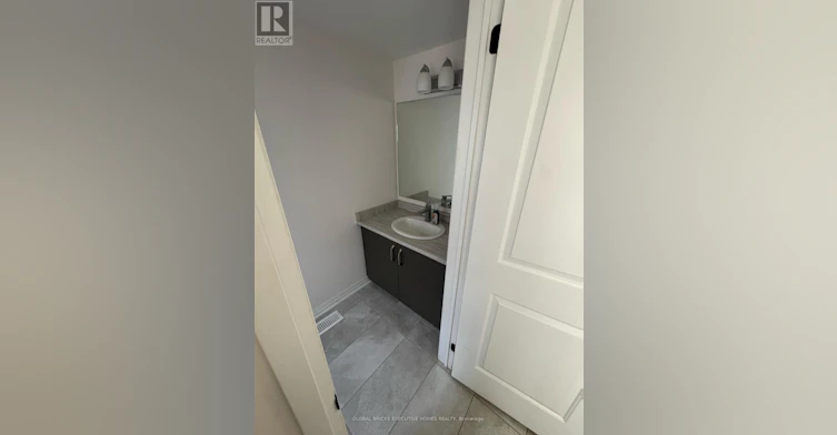 42 Ambereen Place E, Clarington, ON, L1C 7H5 - 9