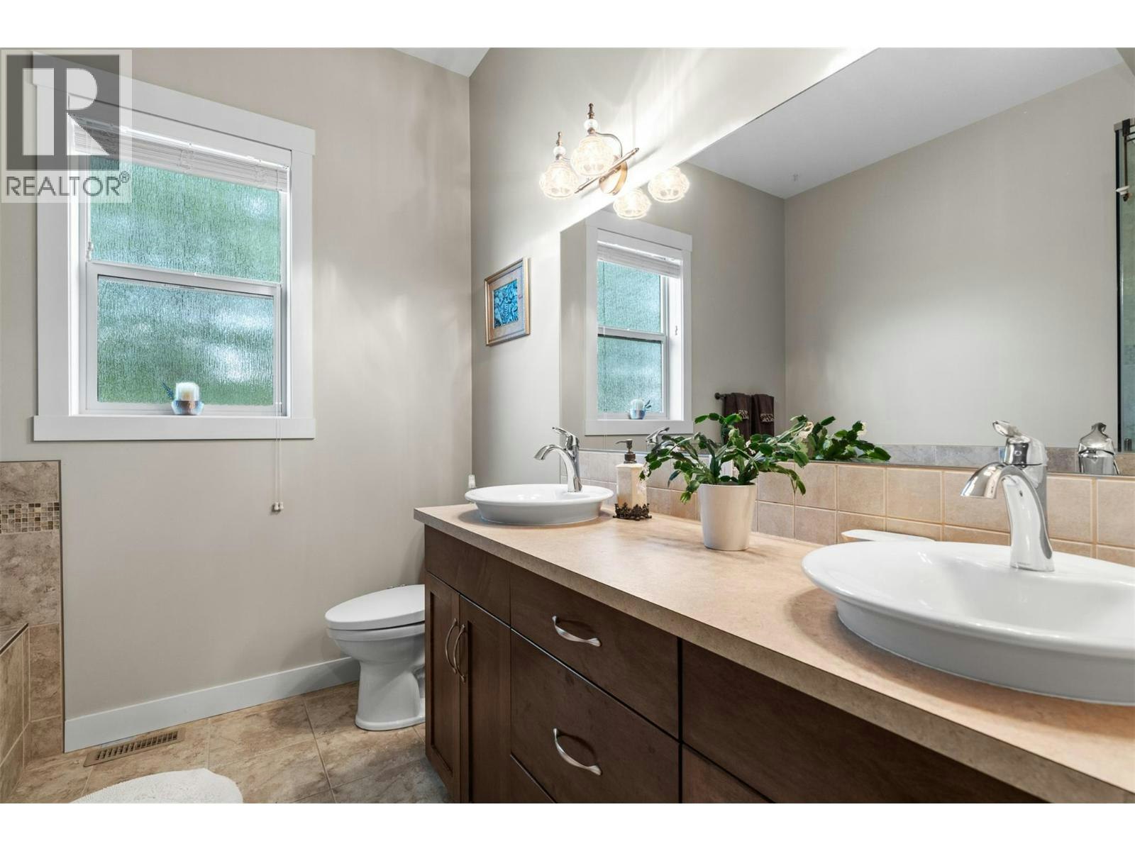 325 Cordon Place, Vernon, BC, V1H 1Z9 - 51