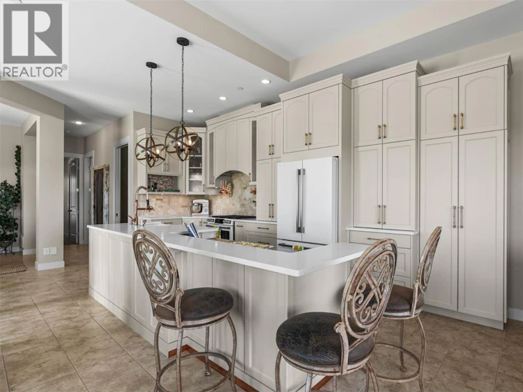 325 Cordon Place, Vernon, BC, V1H 1Z9 - 28