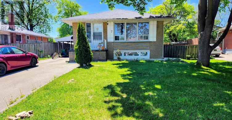 7 Mcclure Avenue, Brampton, ON, L6X 2E2