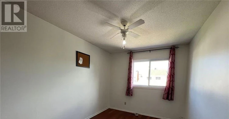 61 Elvaston Avenue, Ottawa, ON, K2G 3X6 - 10