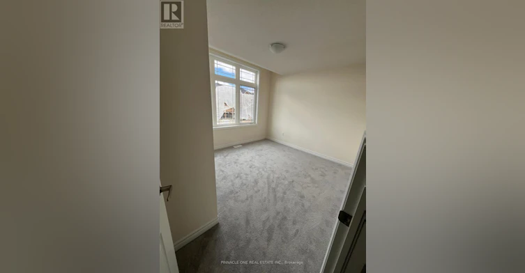 2107 Hallandale Street, Oshawa, ON, L1H 8L7 - 31