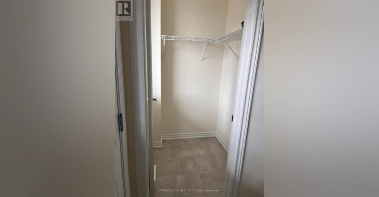 2107 Hallandale Street, Oshawa, ON, L1H 8L7 - 12