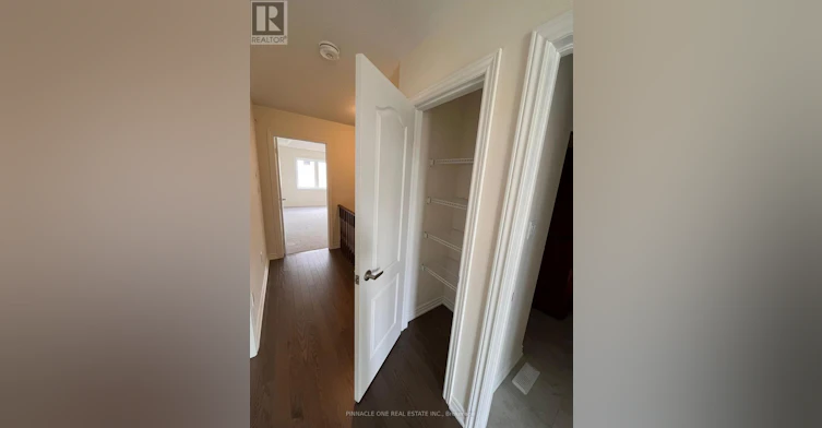 2107 Hallandale Street, Oshawa, ON, L1H 8L7 - 7
