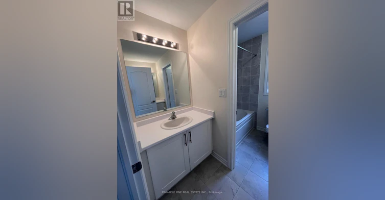 2107 Hallandale Street, Oshawa, ON, L1H 8L7 - 23