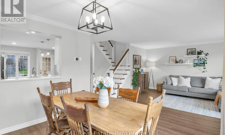 90 Cedarvale Avenue