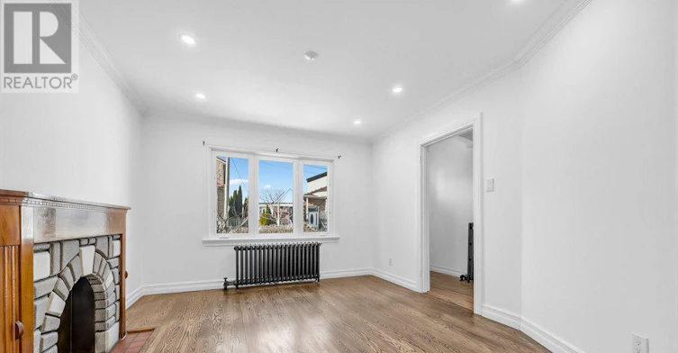 MAIN & 2ND-1035 Briar Hill Avenue, Toronto, ON, M6B 1M6 - 12