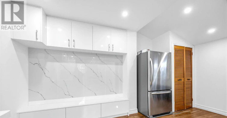 MAIN & 2ND-1035 Briar Hill Avenue, Toronto, ON, M6B 1M6 - 28