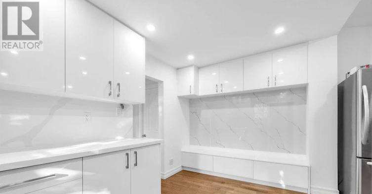 MAIN & 2ND-1035 Briar Hill Avenue, Toronto, ON, M6B 1M6 - 27