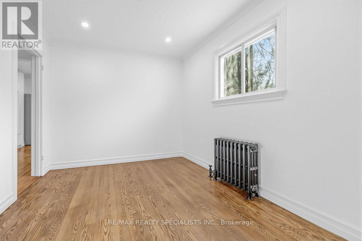 MAIN & 2ND-1035 Briar Hill Avenue, Toronto, ON, M6B 1M6 - 8