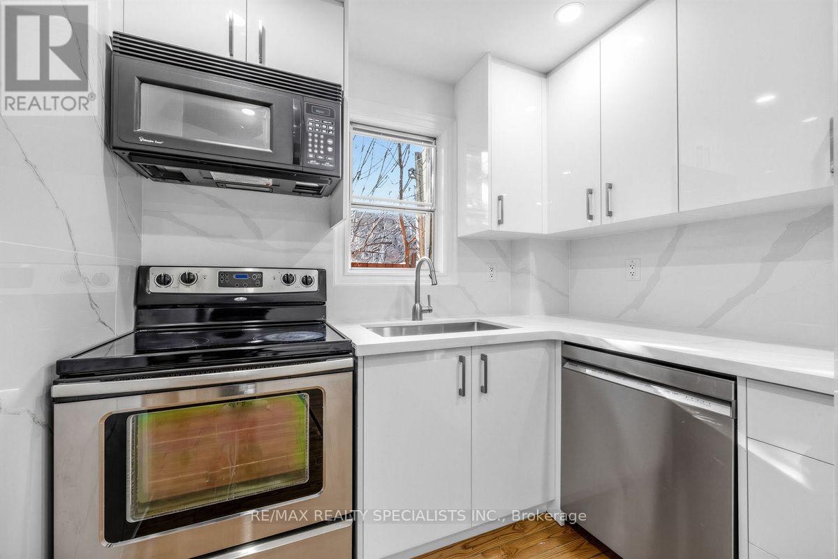 MAIN & 2ND-1035 Briar Hill Avenue, Toronto, ON, M6B 1M6 - 7