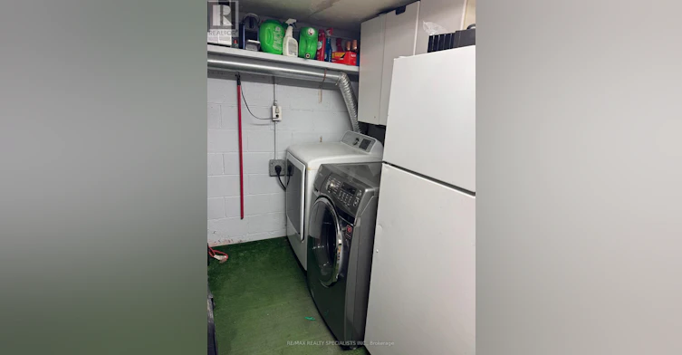 MAIN & 2ND-1035 Briar Hill Avenue, Toronto, ON, M6B 1M6 - 32