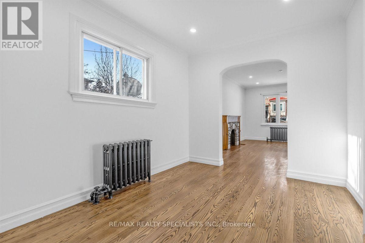 MAIN & 2ND-1035 Briar Hill Avenue, Toronto, ON, M6B 1M6 - 10
