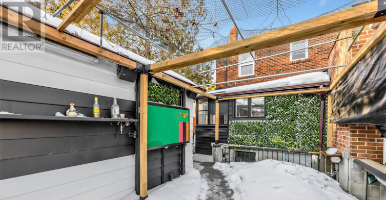 MAIN & 2ND-1035 Briar Hill Avenue, Toronto, ON, M6B 1M6 - 31