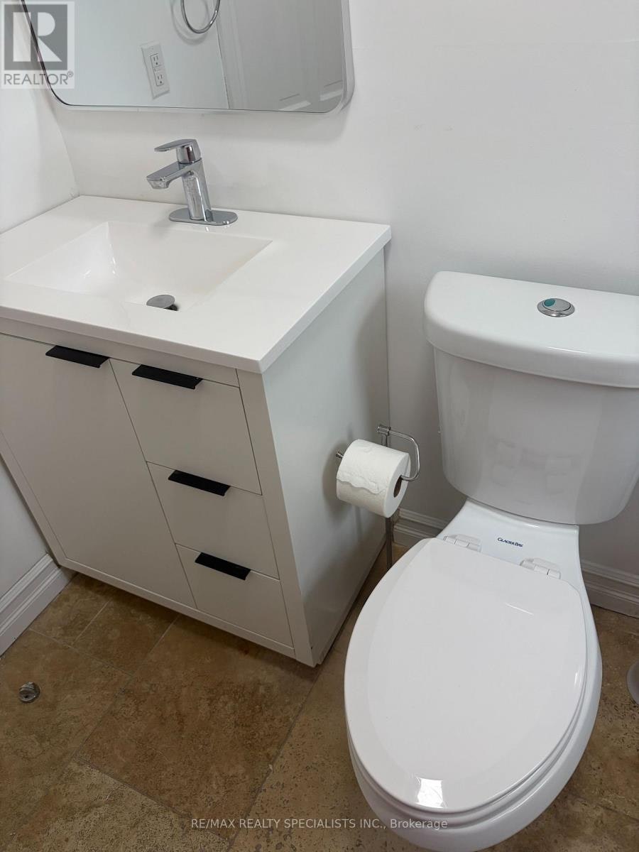 MAIN & 2ND-1035 Briar Hill Avenue, Toronto, ON, M6B 1M6 - 32