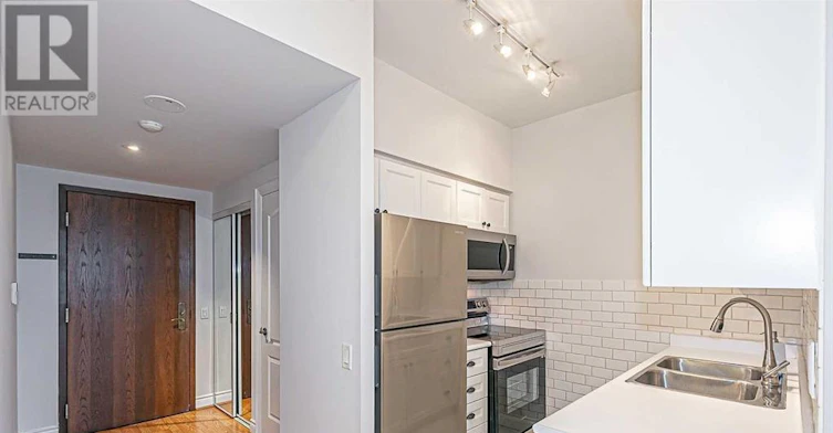 801-2 Clairtrell Road, Toronto, ON, M2N 7H5 - 6