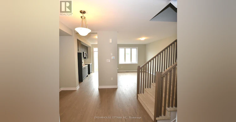 326 Gisborne Place, Ottawa, ON, K2M 0B8 - 4