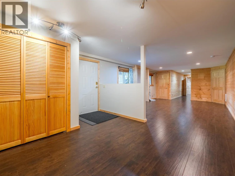 7118 Noveta Road, Bridge Lake, BC, V0K 1X2 - 29